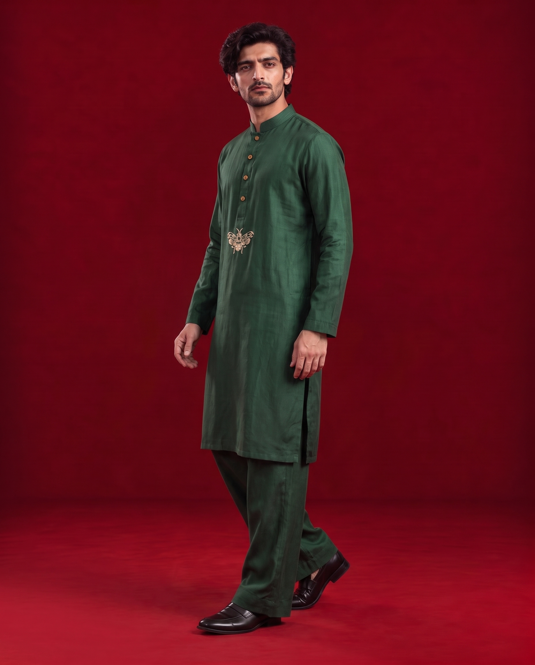 Forest green kurta with gold-toned motif